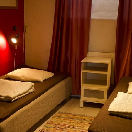 Dockside Hostel สต็อกโฮล์ม ภายนอก รูปภาพ