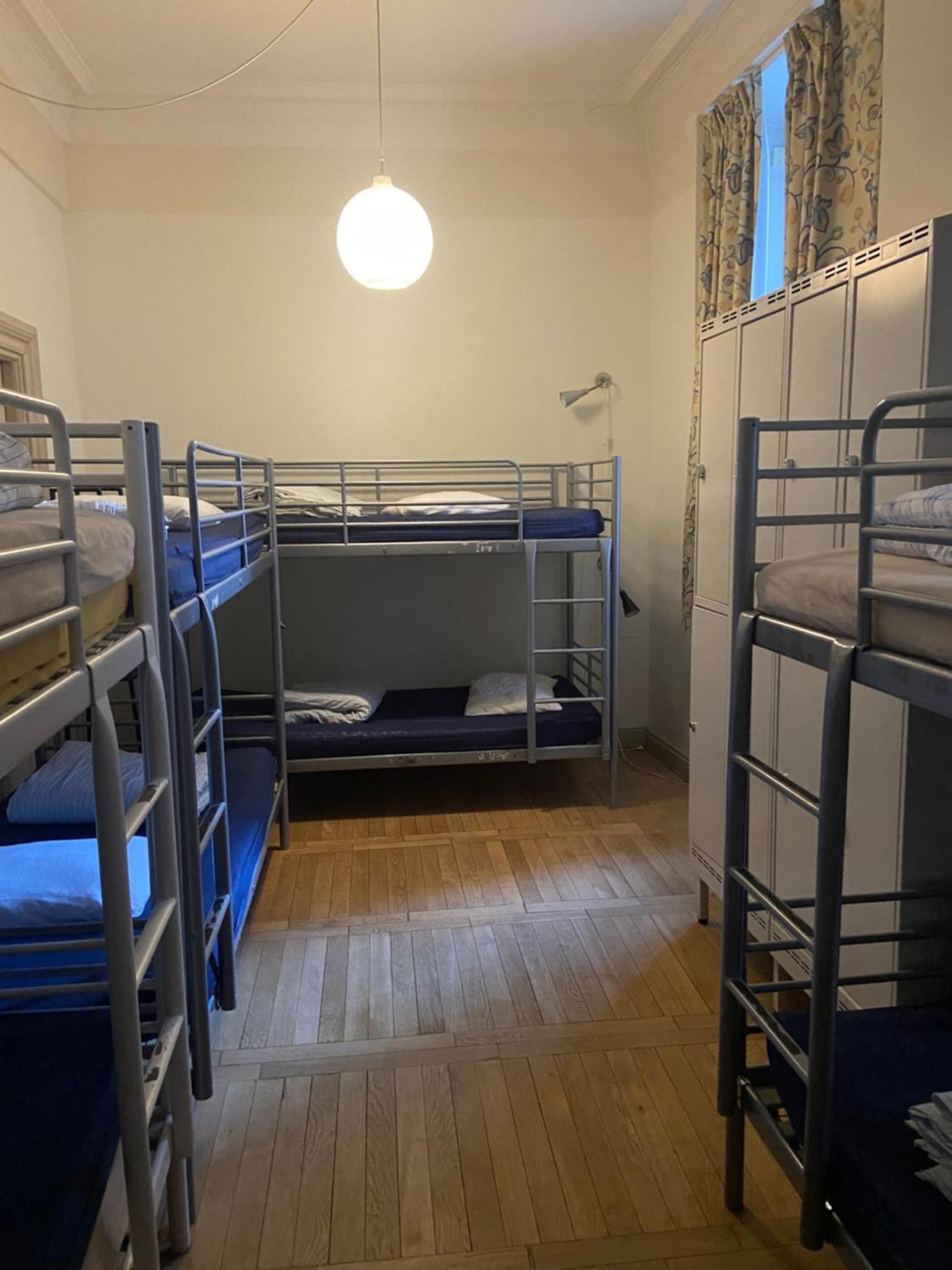 Dockside Hostel สต็อกโฮล์ม ภายนอก รูปภาพ
