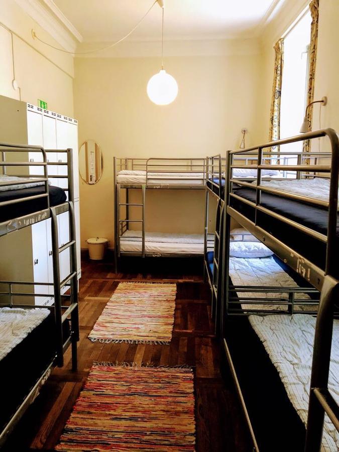 Dockside Hostel สต็อกโฮล์ม ภายนอก รูปภาพ