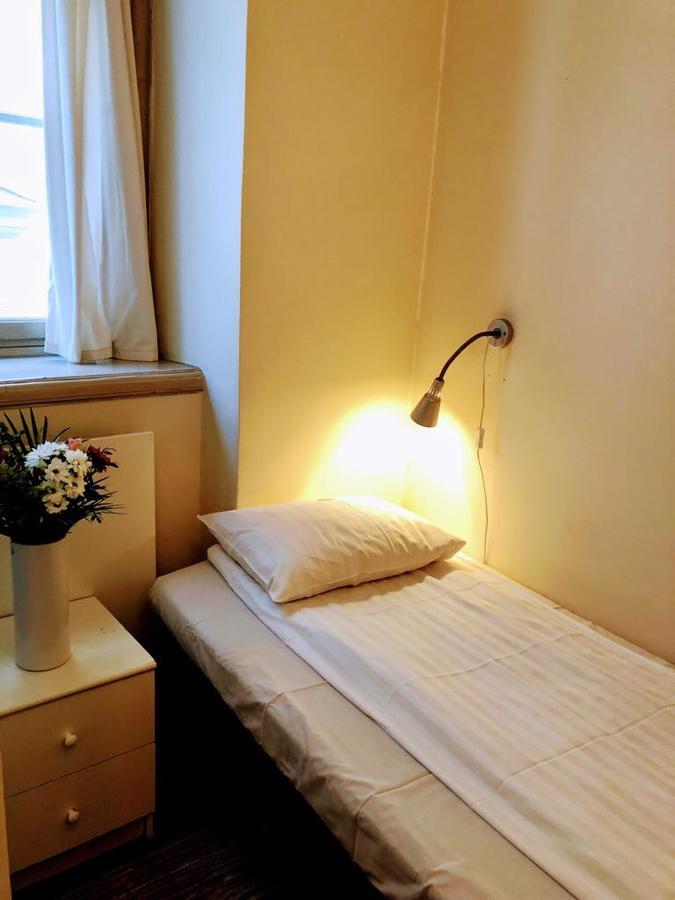 Dockside Hostel สต็อกโฮล์ม ภายนอก รูปภาพ